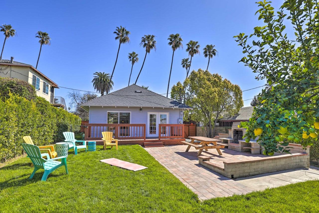 Hip And Prismatic La Gem With Curated Art Gallery Los Angeles Exterior photo